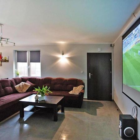 Comfortable Premium Class Apartment Shared Swimming Pool Gaski Buitenkant foto